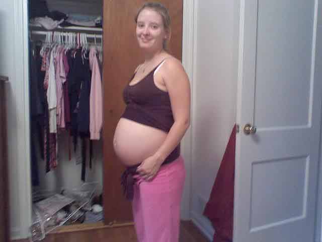 32 weeks pregnant pictures